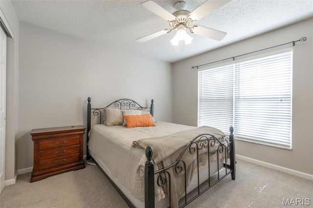 5013 Royal Burgess Drive, St Peters, MO 63304