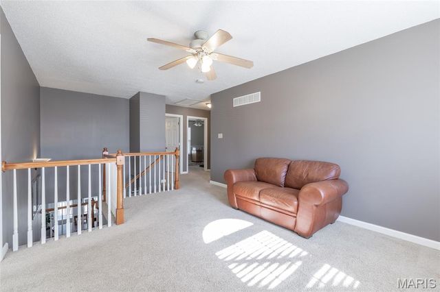 5013 Royal Burgess Drive, St Peters, MO 63304