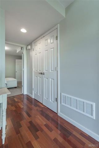 5013 Royal Burgess Drive, St Peters, MO 63304