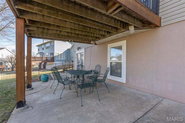 5013 Royal Burgess Drive, St Peters, MO 63304