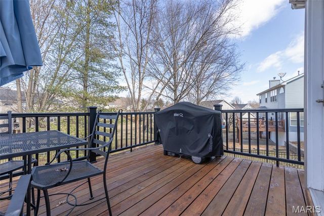 5013 Royal Burgess Drive, St Peters, MO 63304