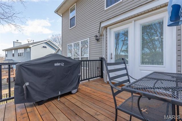 5013 Royal Burgess Drive, St Peters, MO 63304