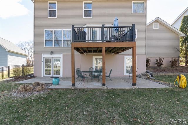 5013 Royal Burgess Drive, St Peters, MO 63304