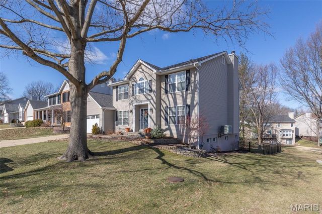 5013 Royal Burgess Drive, St Peters, MO 63304