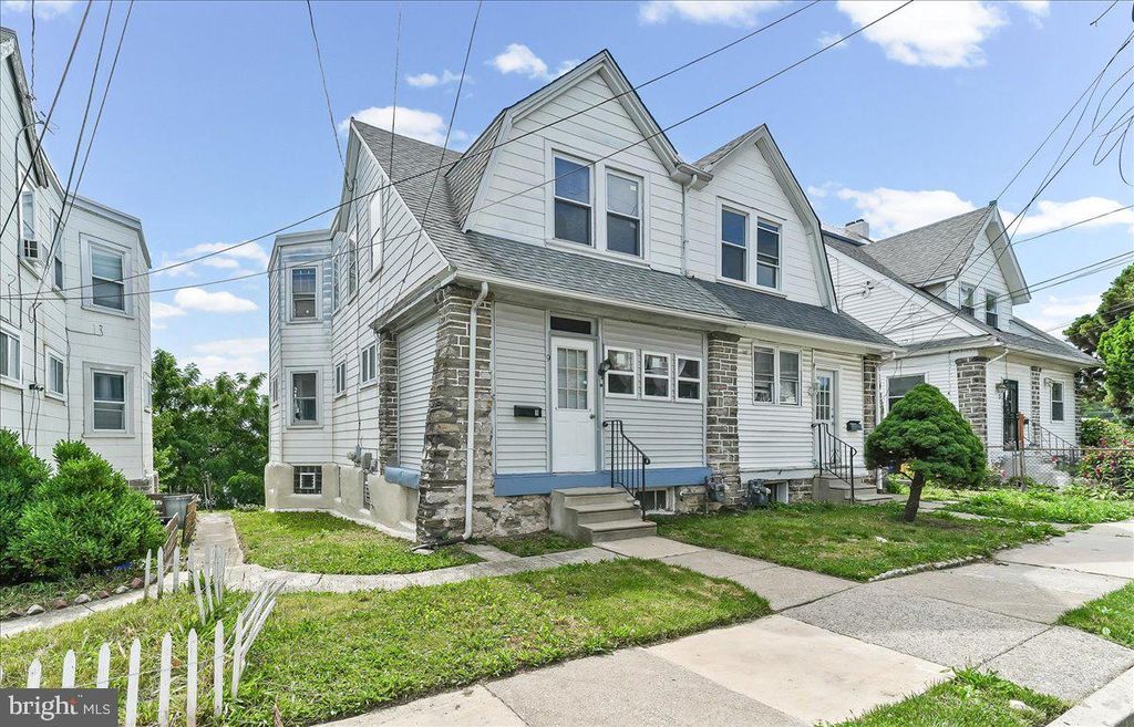 9 ARDSLEY RD, Upper Darby, PA 19082
