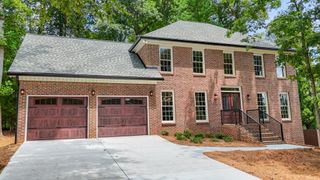 127 N Lakeside NW Drive, Kennesaw, GA 30144