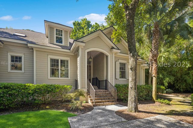 7 Willow Oak Rd W, Hilton Head Island, SC 29928