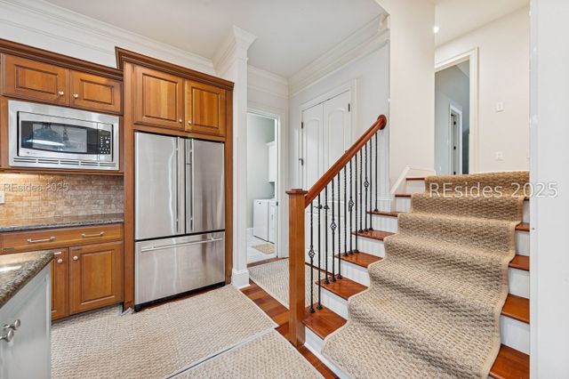 7 Willow Oak Rd W, Hilton Head Island, SC 29928