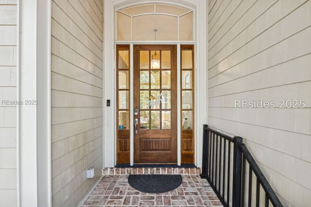 7 Willow Oak Rd W, Hilton Head Island, SC 29928