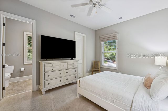 7 Willow Oak Rd W, Hilton Head Island, SC 29928