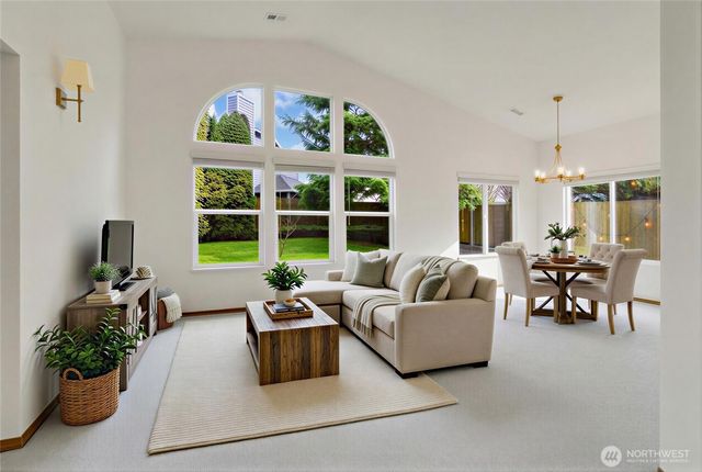 13823 54th Avenue SE, Everett, WA 98208