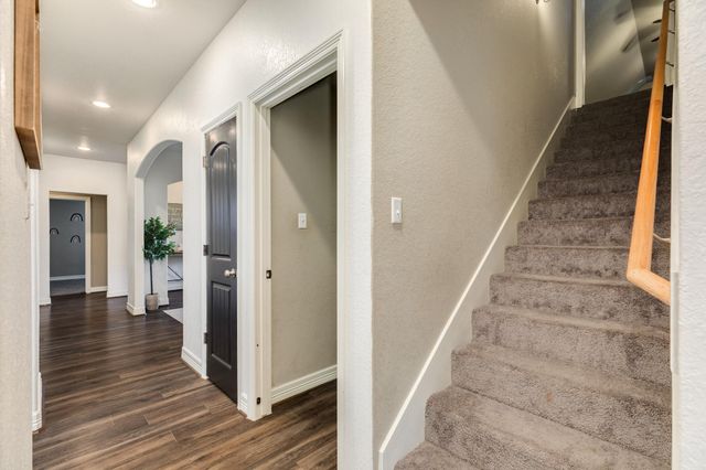 46 Ivy Court, Jones Creek, TX 77541