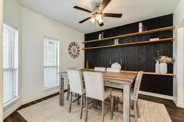 46 Ivy Court, Jones Creek, TX 77541