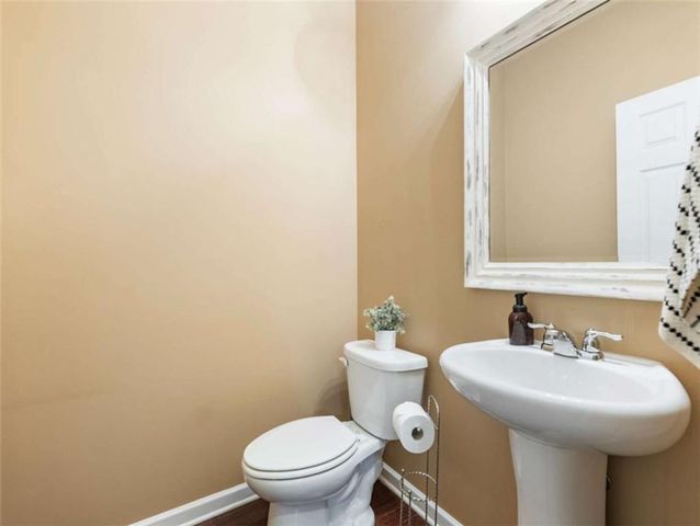 6377 Barker Station Walk, Sugar Hill, GA 30518