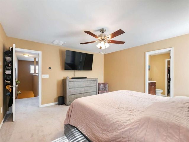 6377 Barker Station Walk, Sugar Hill, GA 30518