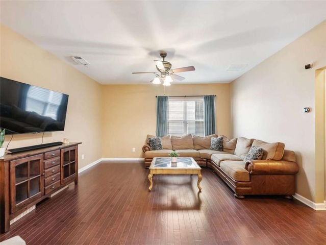 6377 Barker Station Walk, Sugar Hill, GA 30518