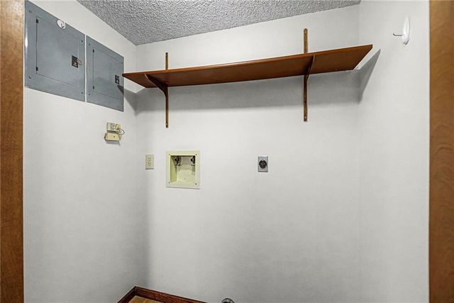 1103 Jeff Circle, Paola, KS 66071