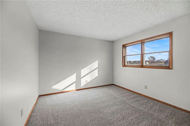 1103 Jeff Circle, Paola, KS 66071