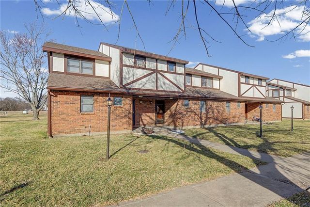 1103 Jeff Circle, Paola, KS 66071