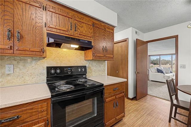 1103 Jeff Circle, Paola, KS 66071