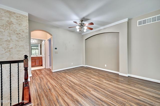 363 Riverbend Dr, Ludlow, KY 41016