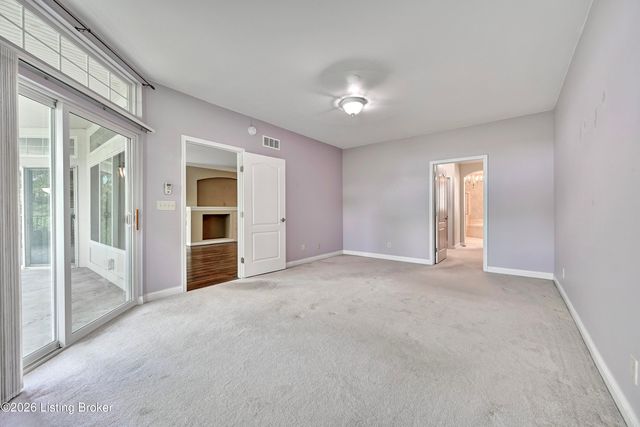 363 Riverbend Dr, Ludlow, KY 41016