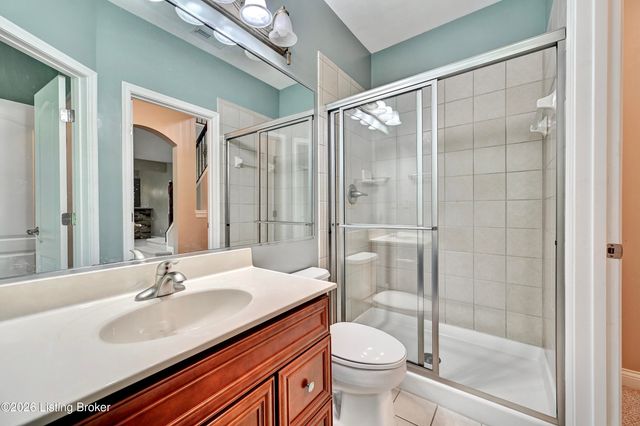 363 Riverbend Dr, Ludlow, KY 41016