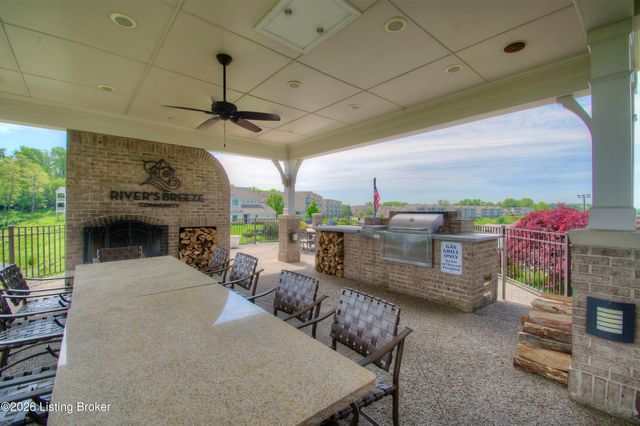 363 Riverbend Dr, Ludlow, KY 41016