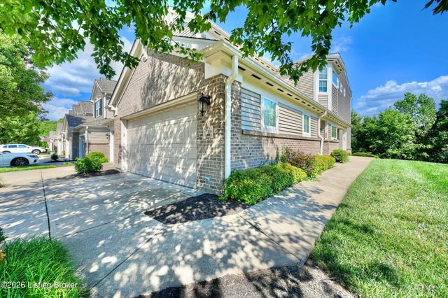 363 Riverbend Dr, Ludlow, KY 41016