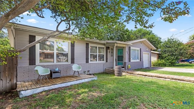 623 Southeast Terrace, New Braunfels, TX 78130