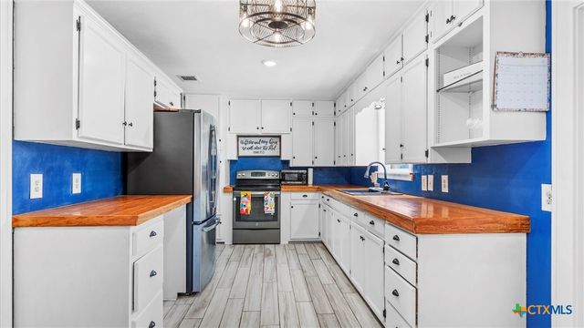 623 Southeast Terrace, New Braunfels, TX 78130