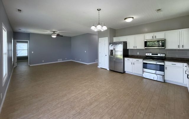 308 KESTREL Court, Council Bluffs, IA 51501