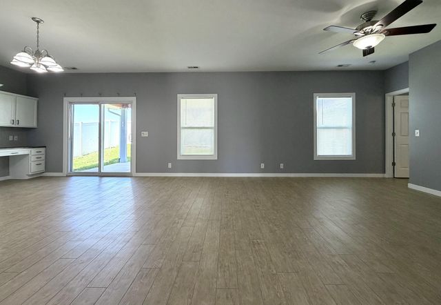 308 KESTREL Court, Council Bluffs, IA 51501