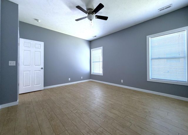 308 KESTREL Court, Council Bluffs, IA 51501