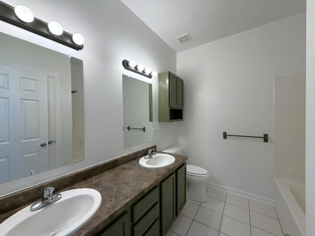 308 KESTREL Court, Council Bluffs, IA 51501