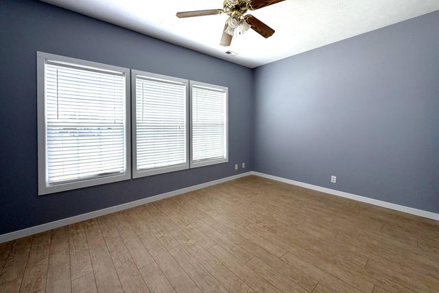 308 KESTREL Court, Council Bluffs, IA 51501