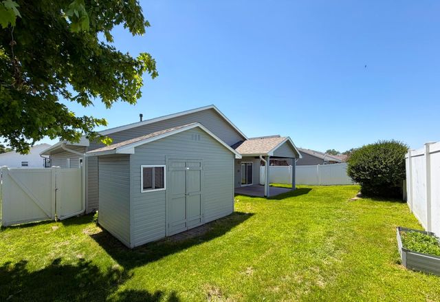 308 KESTREL Court, Council Bluffs, IA 51501