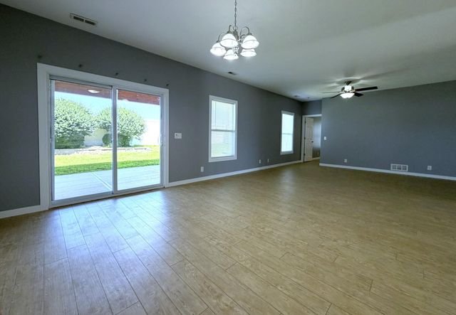 308 KESTREL Court, Council Bluffs, IA 51501