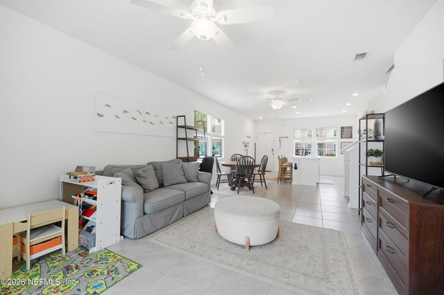 8323 ASTEROID Street, Jacksonville, FL 32256