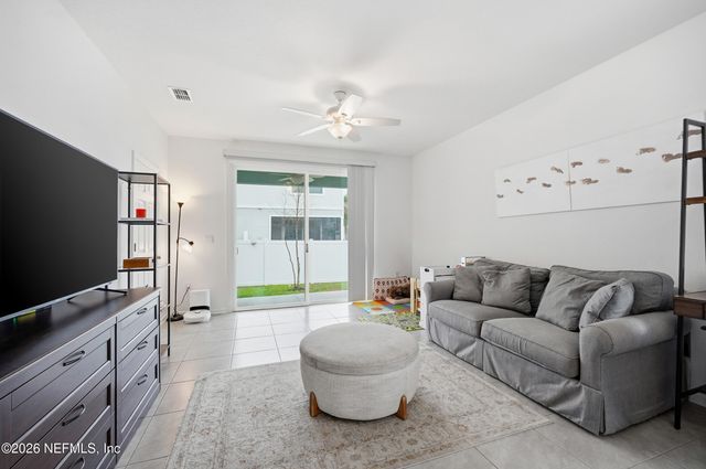 8323 ASTEROID Street, Jacksonville, FL 32256