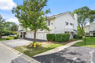 564 Willowcreek Court 0, Clarendon Hills, IL 60514