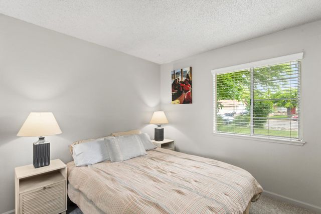 10828 Ambassador Dr, Rancho Cordova, CA 95670