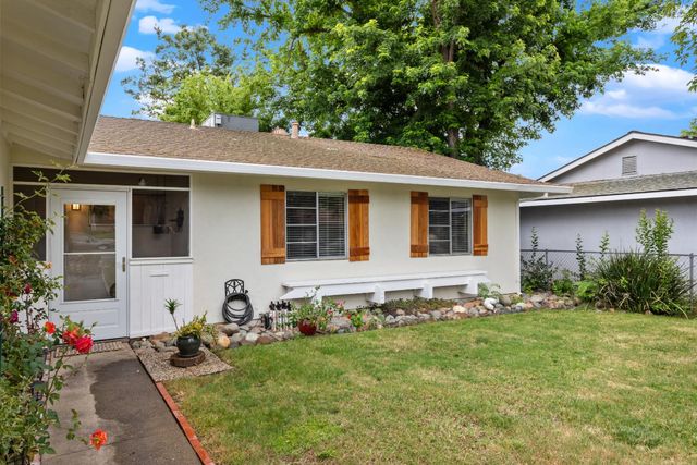10828 Ambassador Dr, Rancho Cordova, CA 95670
