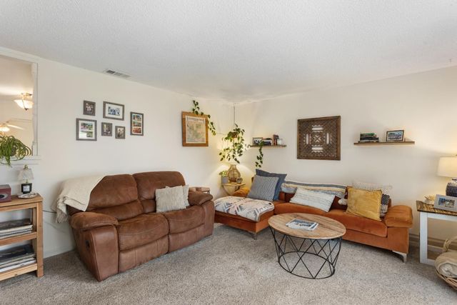 10828 Ambassador Dr, Rancho Cordova, CA 95670