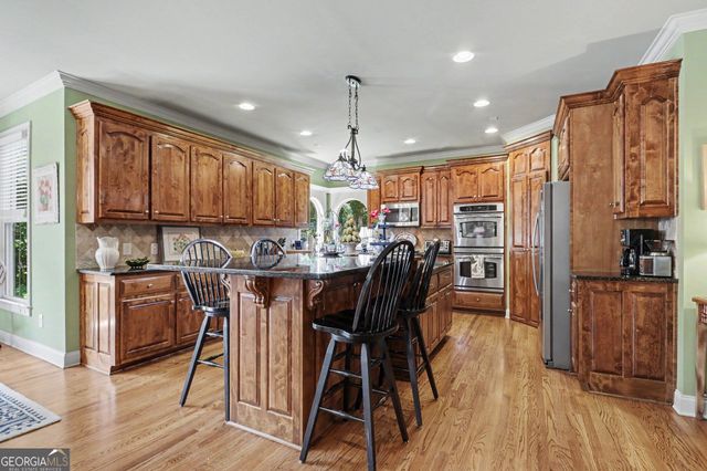 4638 Cardinal Ridge Way, Flowery Branch, GA 30542