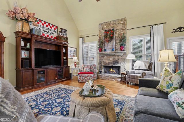 4638 Cardinal Ridge Way, Flowery Branch, GA 30542