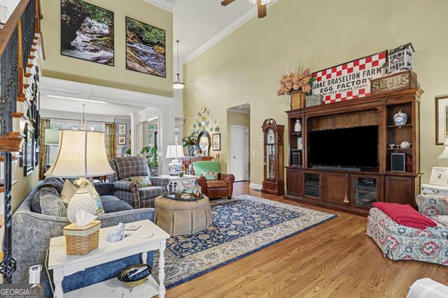 4638 Cardinal Ridge Way, Flowery Branch, GA 30542