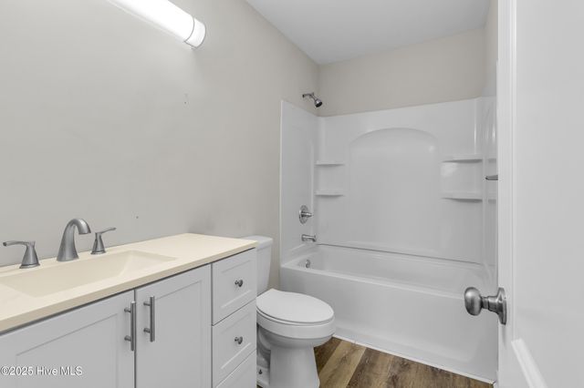 1106 Navidad Bank Court, New Bern, NC 28560