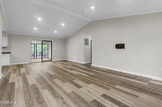 1106 Navidad Bank Court, New Bern, NC 28560