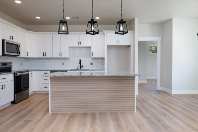 507 Desert Peach Street, Clifton, CO 81520